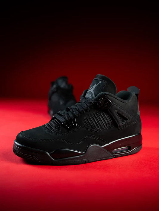 Air Jordan 4 “Black Cat” – ikoniczna kolorystyka powraca