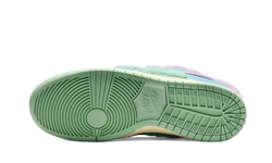 Nike SB Dunk Low Verdy Visty - FN6040-400