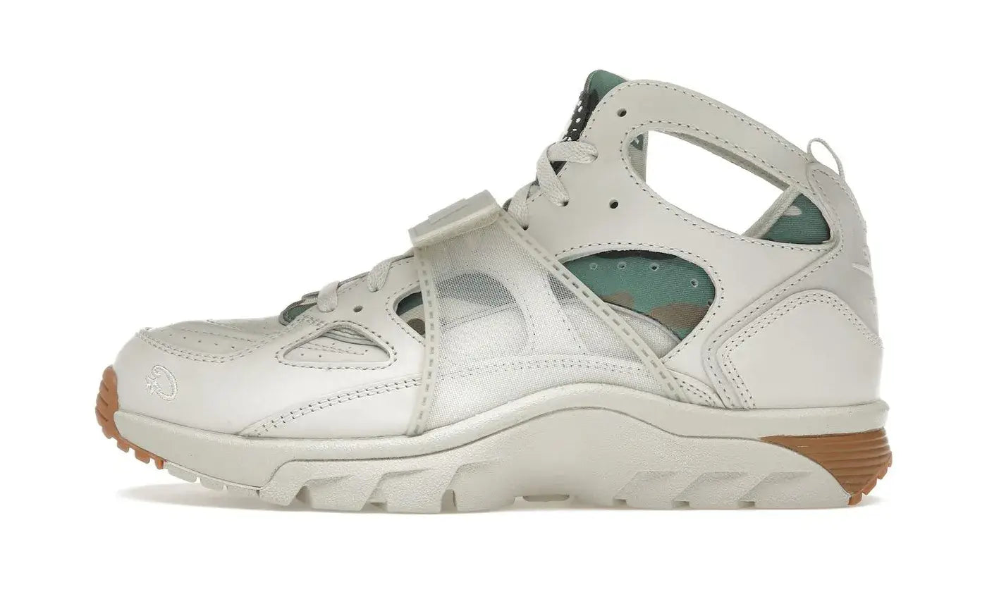 Corteiz x Nike Air Trainer Huarache Light Bone - Aplug Corteiz x Nike Air Trainer Huarache Light Bone - Aplug