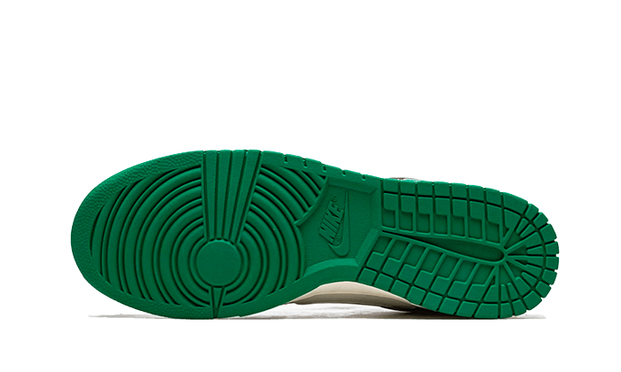 dunk-low-se-lottery-green-pale-ivory-runstock
