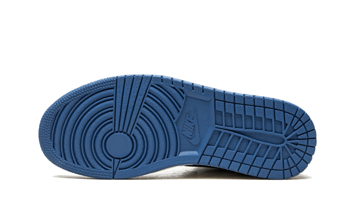 air-jordan-1-retro-high-og-sp-travis-scott-fragment-military-blue-aplug-pl