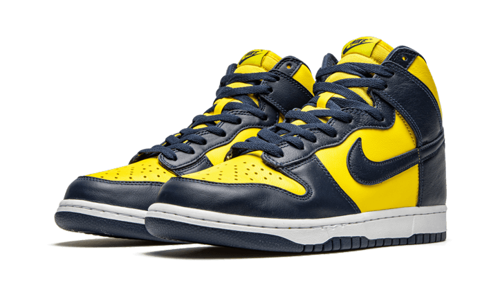 dunk-high-maize--blue-michigan-aplug-pl