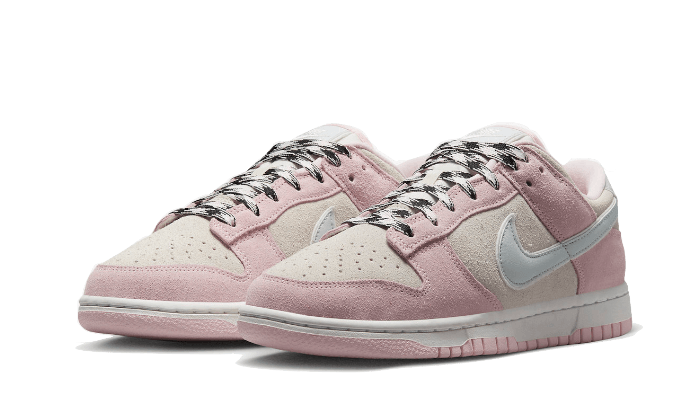 dunk-low-lx-pink-foam-runstock