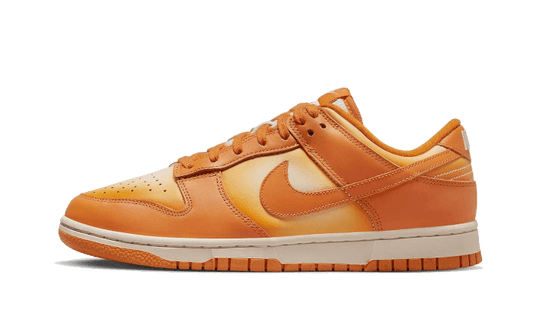 dunk-low-magma-orange-aplug-pl