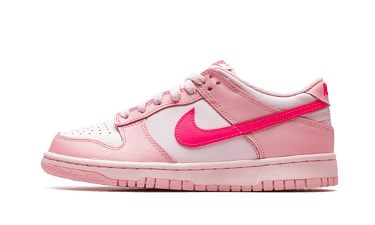 dunk-low-triple-pink-barbie-aplug-pl