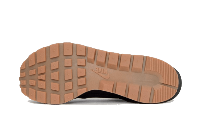 vaporwaffle-sacai-black-gum-aplug-pl