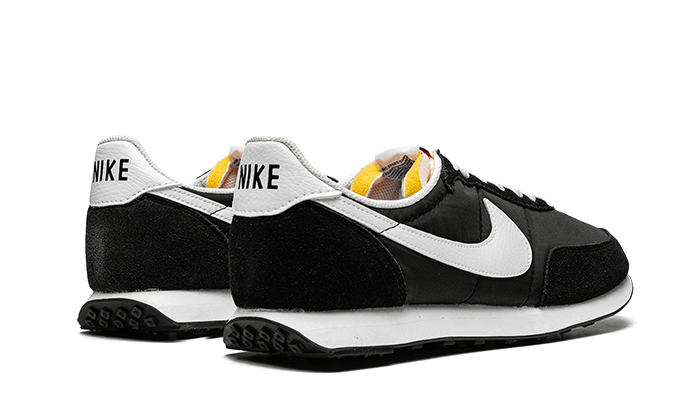 waffle-trainer-2-black-white-aplug-pl