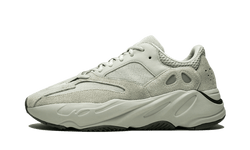 yeezy-700-salt-runstock