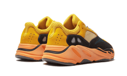 yeezy-700-sun-aplug-pl
