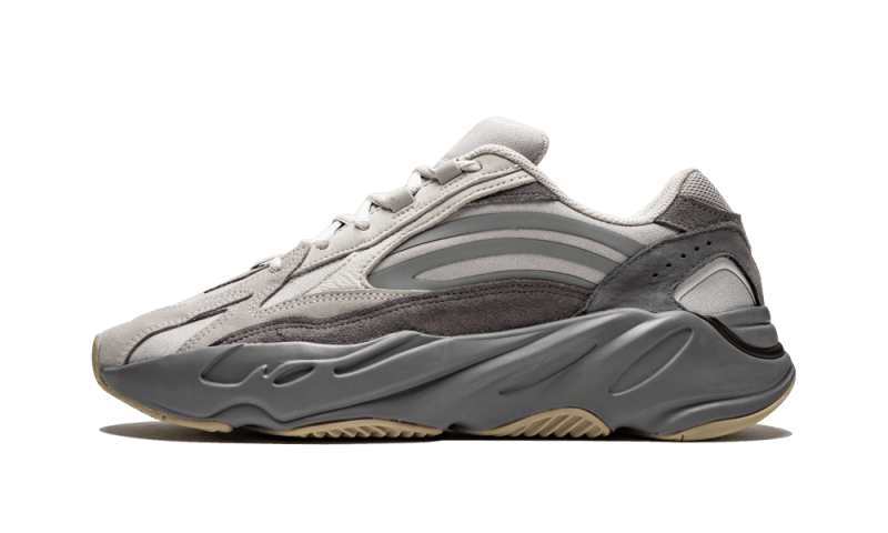 Yeezy 700 V2 Tephra APLUG – APLUG PL - Main Image