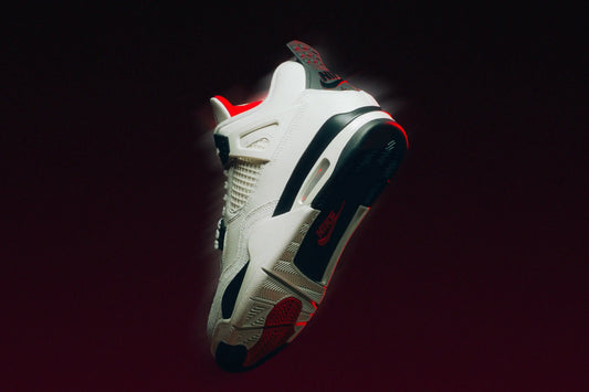 Air Jordan 4 Retro OG „Flight Club” — klasyk z historią i mocnym charakterem