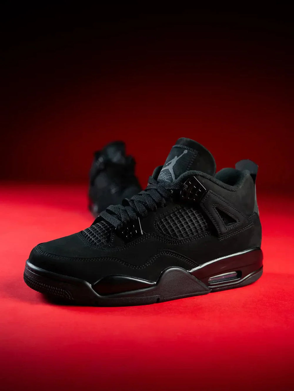 Air Jordan 4 “Black Cat” – ikoniczna kolorystyka powraca