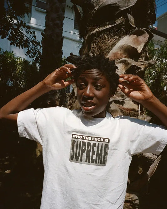 Modne koszulki – marki, które definiują styl