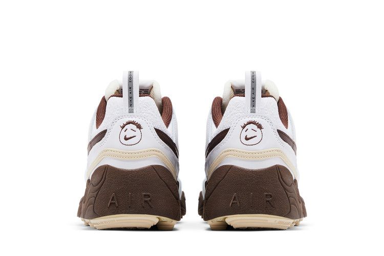 Zoom Field Jaxx Travis Scott Light Chocolate - HQ3073-100