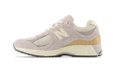 New Balance 2002R Rain Cloud Angora - Aplug