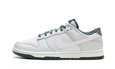 Nike Dunk Low Retro SE Photon Dust Vintage Green - Aplug
