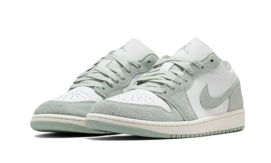 Air Jordan Air Jordan 1 Low SE White Seafoam - FN9137-131