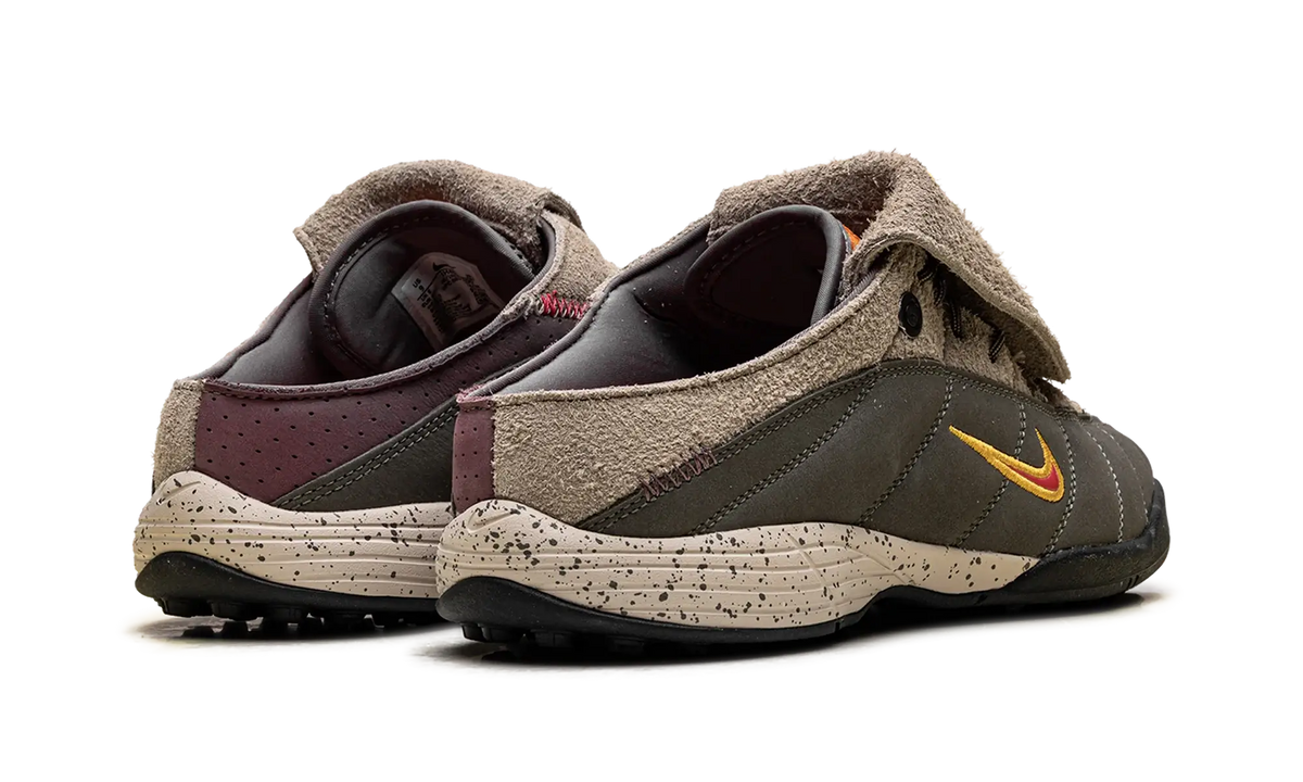 Nike Nike Total 90 Mule Kids of Immigrants Khaki