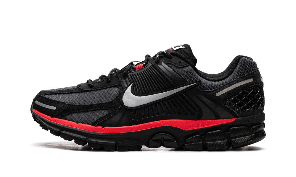 Nike Zoom Vomero 5 Black Metallic University Red