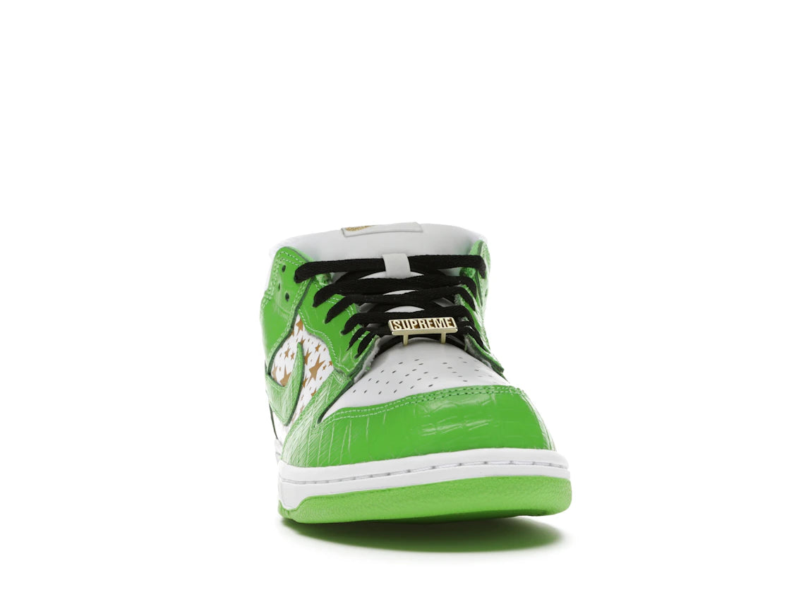 SB Dunk Low Supreme Stars Mean Green (2021) - DH3228-101