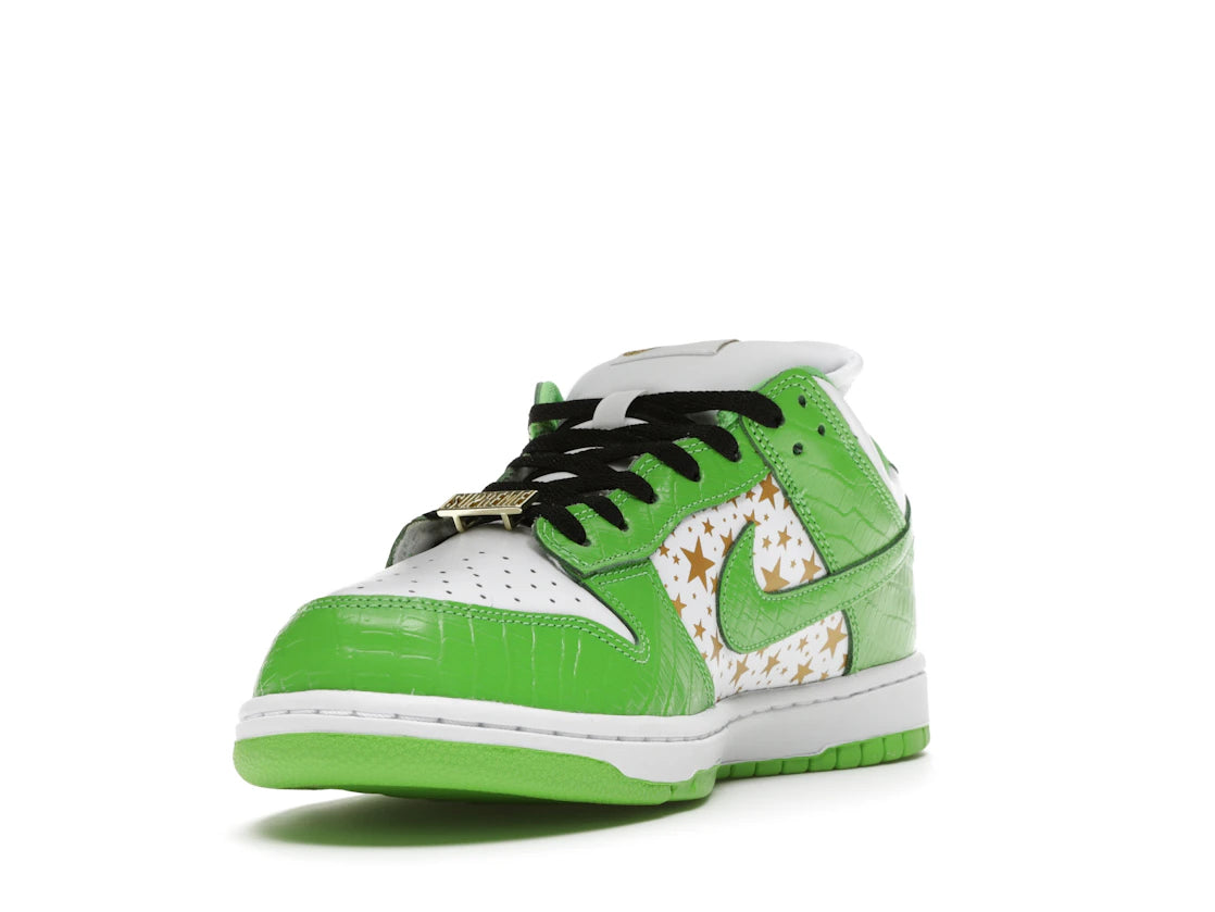 SB Dunk Low Supreme Stars Mean Green (2021) - DH3228-101