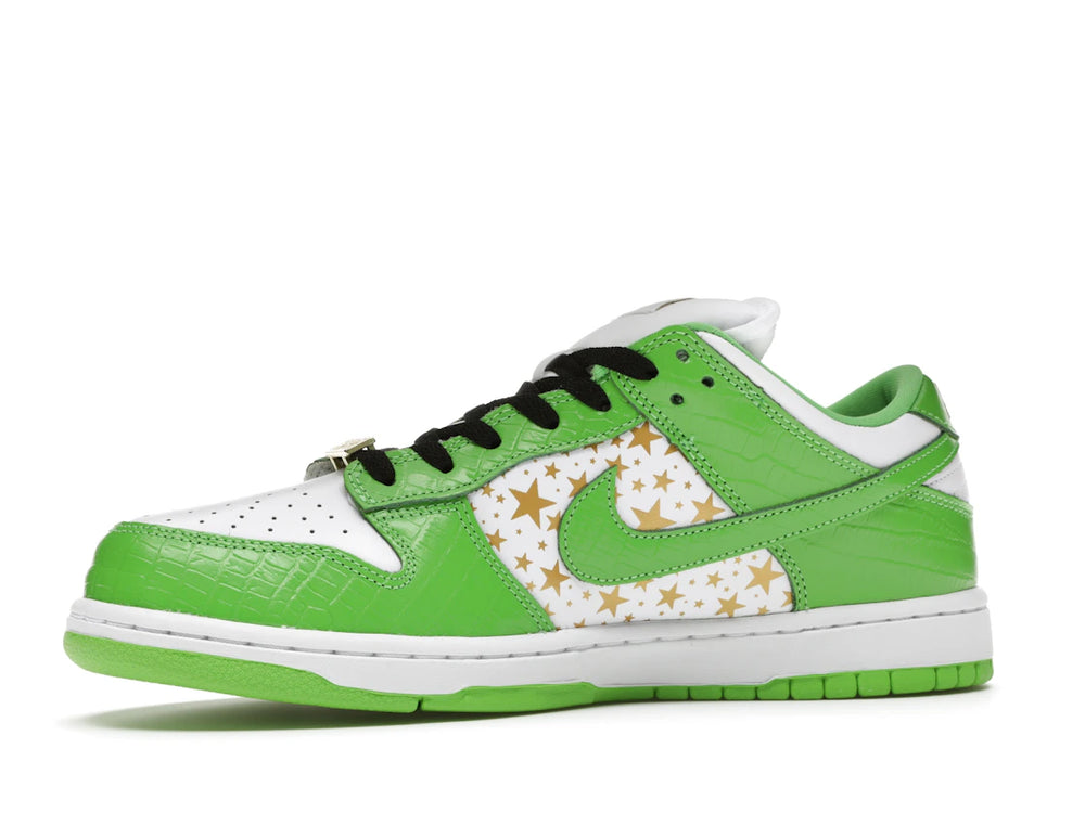 SB Dunk Low Supreme Stars Mean Green (2021) - DH3228-101