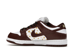 SB Dunk Low Supreme Stars Barkroot Brown (2021) - DH3228-103