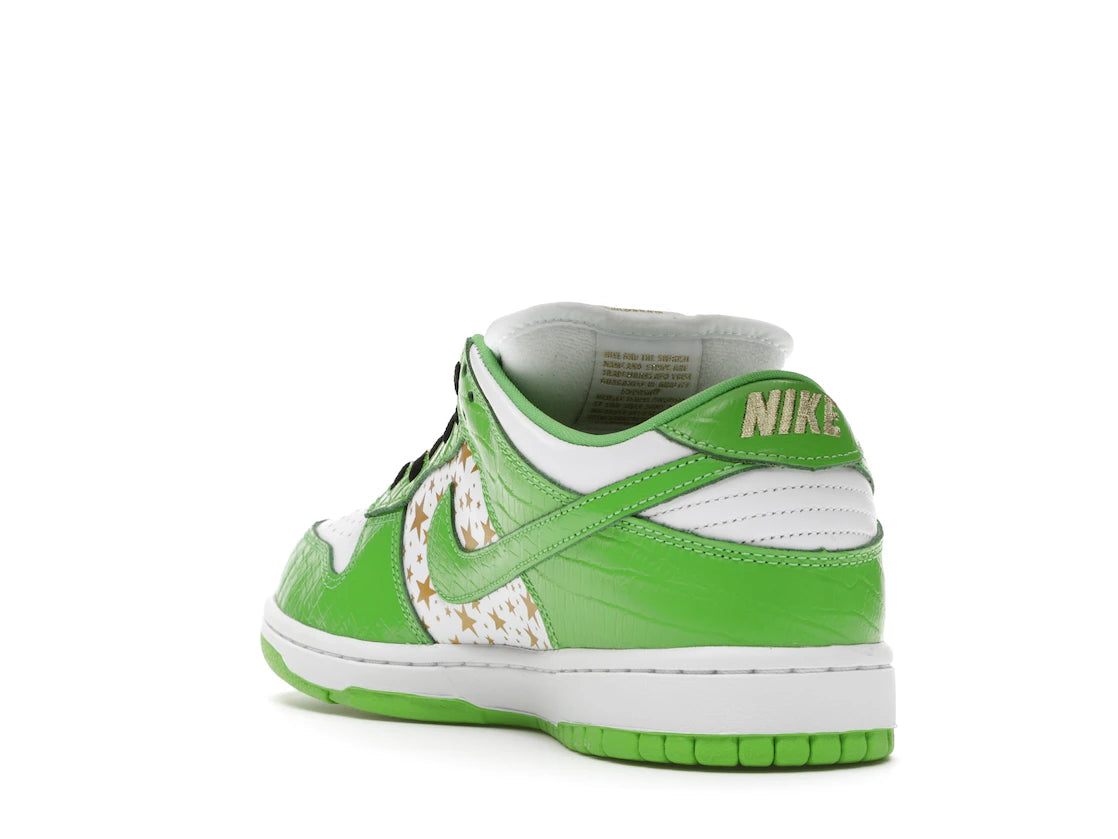 SB Dunk Low Supreme Stars Mean Green (2021) - DH3228-101