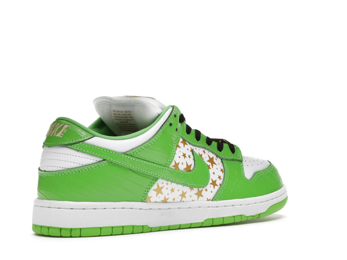 SB Dunk Low Supreme Stars Mean Green (2021) - DH3228-101