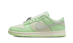 Nike Dunk Low SE Next Nature Sea Glass - FN6344-001