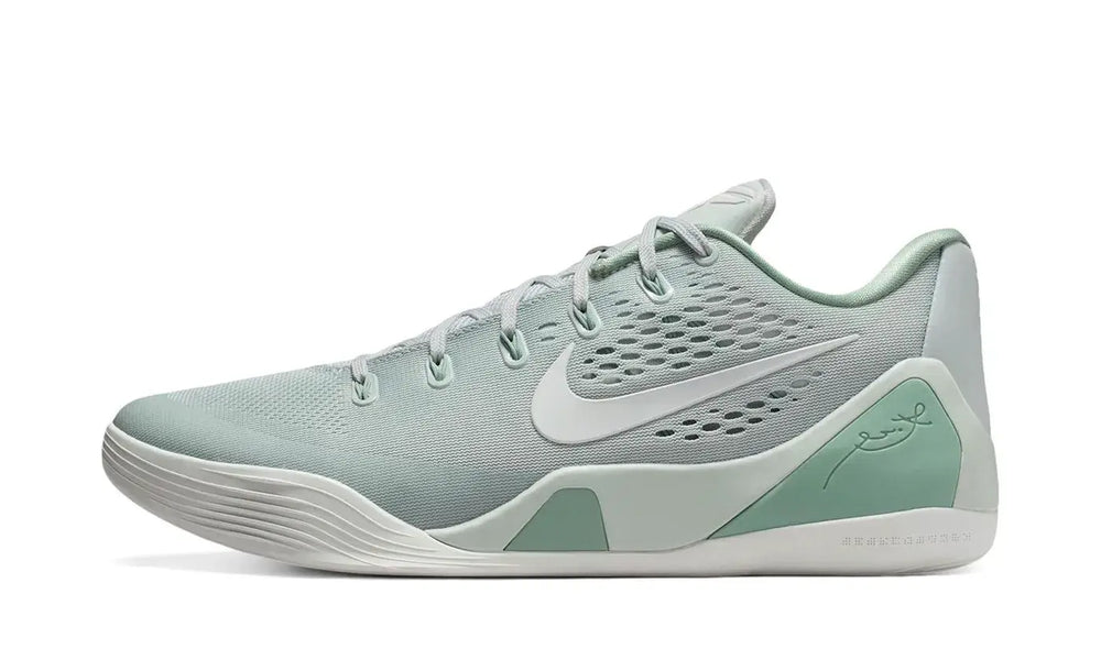 Nike Kobe 9 EM Low Protro Light Silver Steam