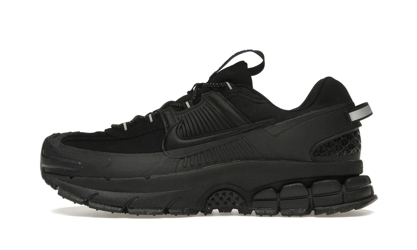 Zoom Vomero Roam Triple Black - FV2295-002