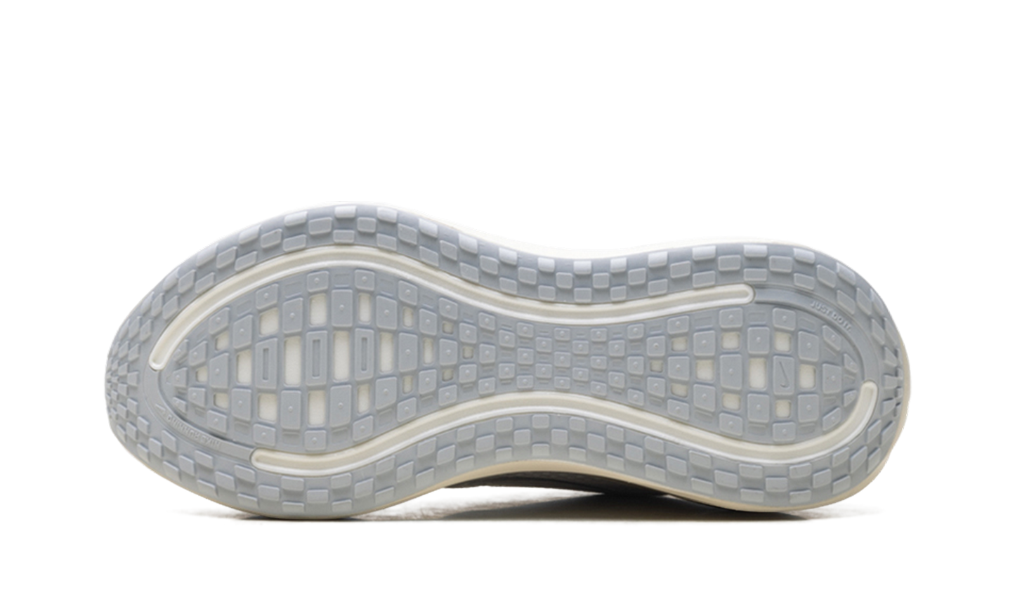 Nike Vomero Plus Running is Mental