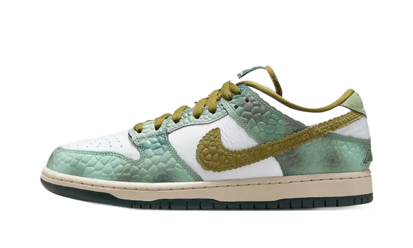 Alexis Sablone x Nike SB Dunk Low "Chameleon"