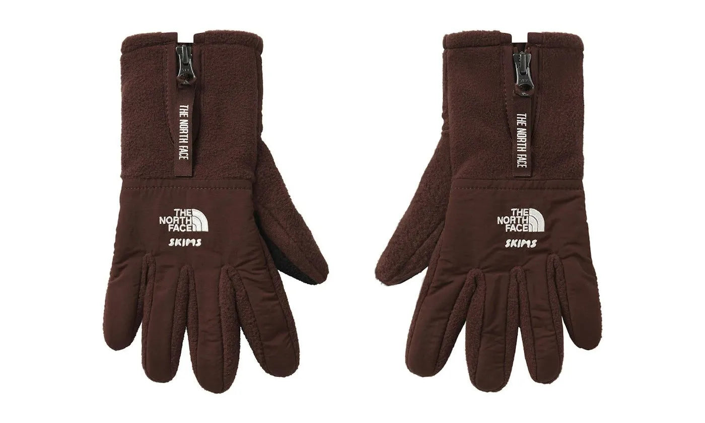 SKIMS x TNF Retro Denali Fleece Gloves Coca - SKIM-SXTRDF-COCA