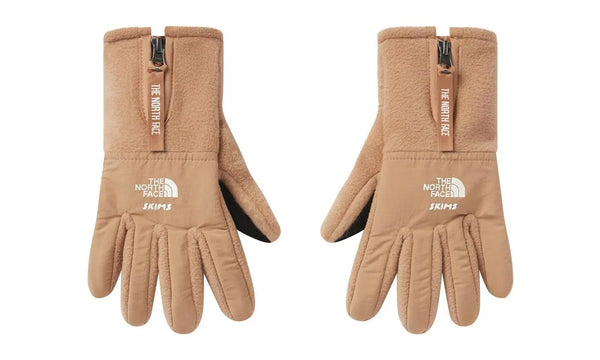 SKIMS x TNF Retro Denali Fleece Gloves Ochre - SKIM-SXTRDF-OCHRE