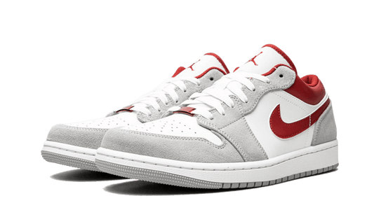 air-jordan-1-low-se-light-smoke-grey-gym-red-aplug-pl