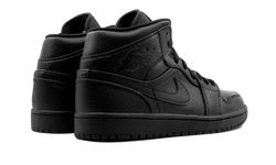 air-jordan-1-mid-triple-black-aplug-pl