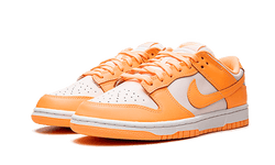 dunk-low-peach-cream-runstock