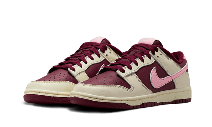 dunk-low-retro-prm-valentines-day-2023-aplug-pl