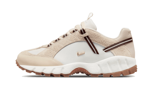 air-humara-lx-jacquemus-beige-aplug-pl