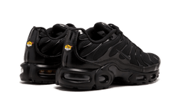 air-max-plus-triple-black-aplug-pl