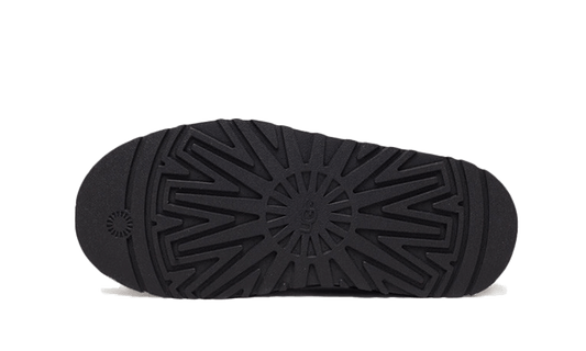 tazz-slipper-black-aplug-pl