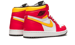 air-jordan-1-retro-high-og-light-fusion-red-aplug-pl