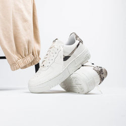 air-force-1-low-pixel-snakeskin-aplug-pl