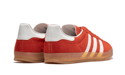 gazelle-indoor-bold-orange-aplug-pl