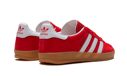 gazelle-indoor-scarlet-cloud-white-aplug-pl