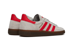 handball-spezial-grey-two-hi-res-red-aplug-pl