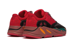 yeezy-700-hi-res-red-aplug-pl