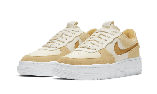 air-force-1-low-pixel-sail-tan-aplug-pl